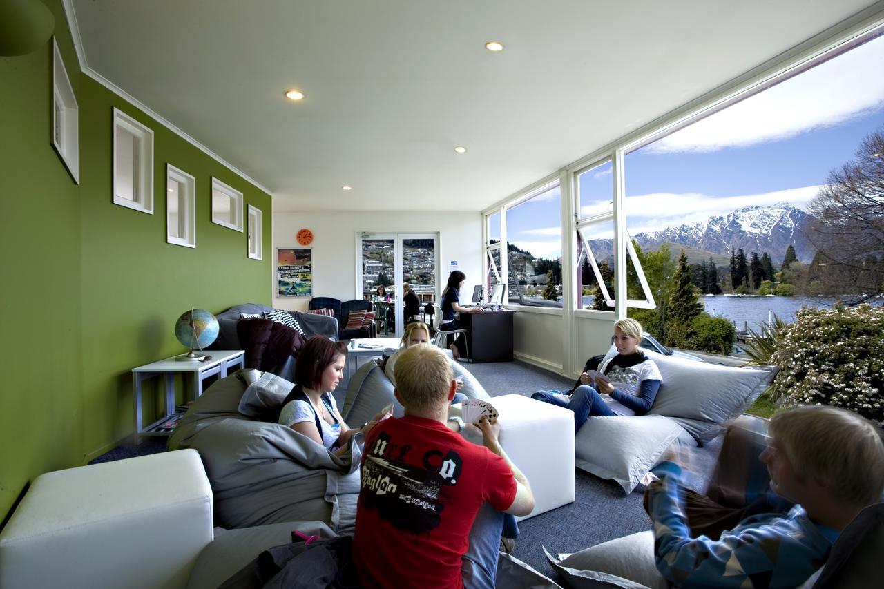 Hostel Bumbles Backpackers Queenstown Exterior foto