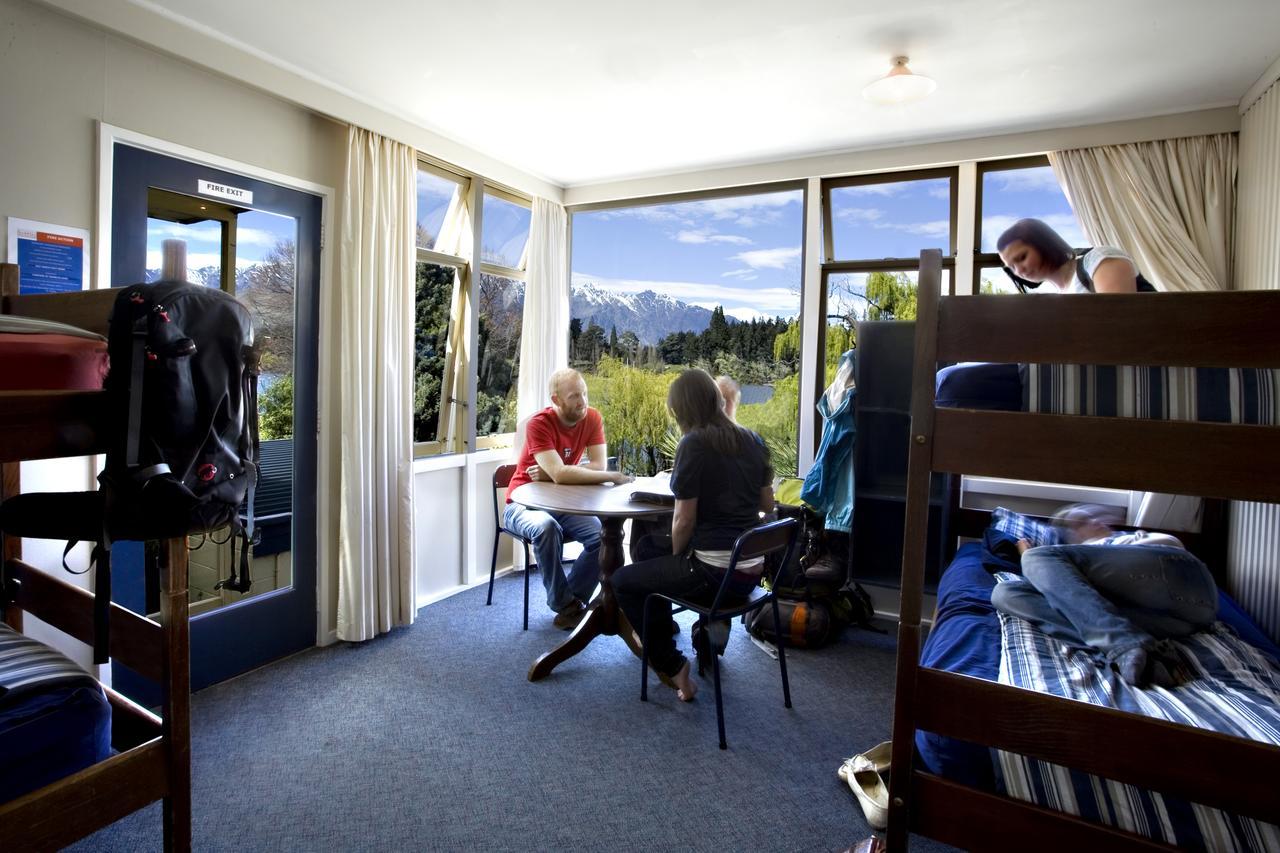 Hostel Bumbles Backpackers Queenstown Exterior foto