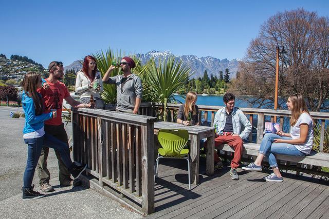 Hostel Bumbles Backpackers Queenstown Exterior foto